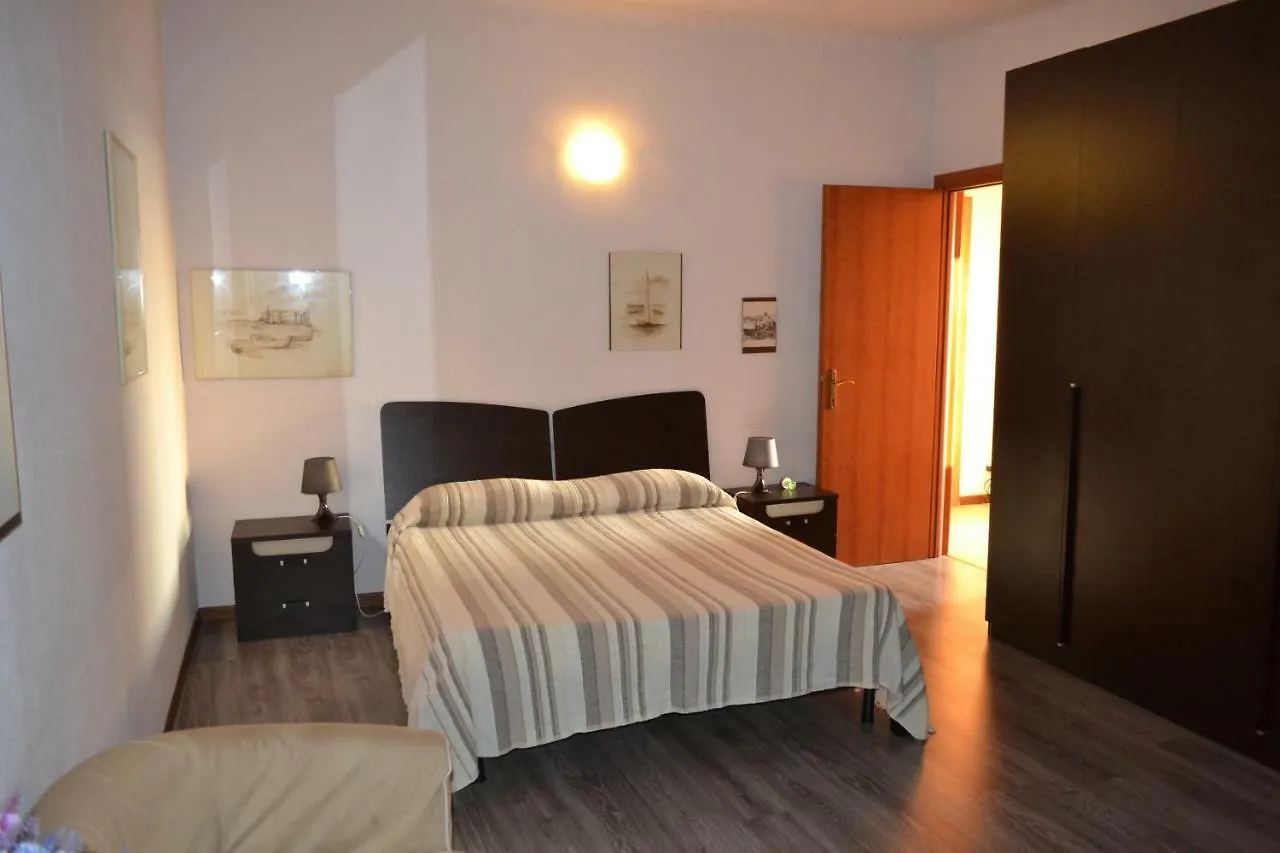 Villarosa Apartment Lavagna Italia